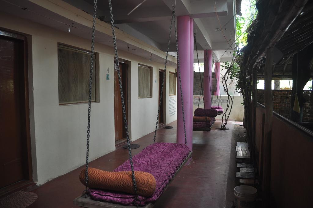 Uma Shankar Hampi Extérieur photo
